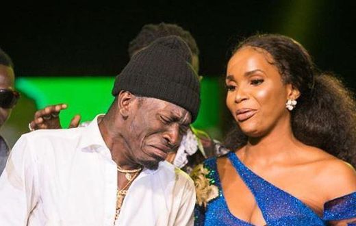 Shatta Wale weeps at 3Music Awards