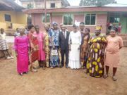 Man celebrates as his 99-year-old father weds 86-year-old mother: "Newest couples in the world"