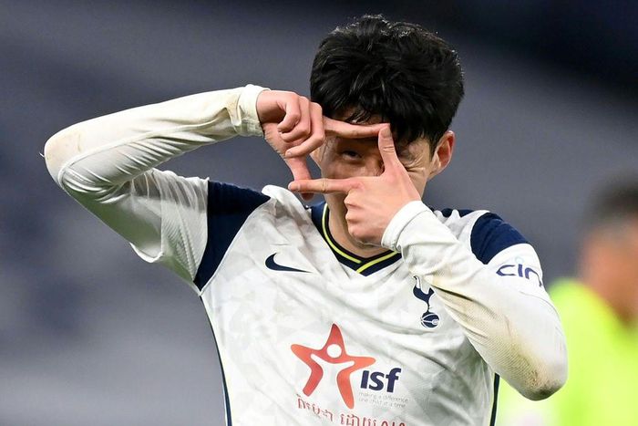 South Korean striker Son Heung-Min has signed a new four-year deal with Spurs