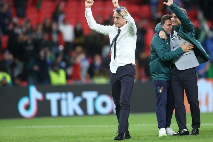 Roberto Mancini celebrates after Italy's penalty shoot-out win over Spain at Wembley