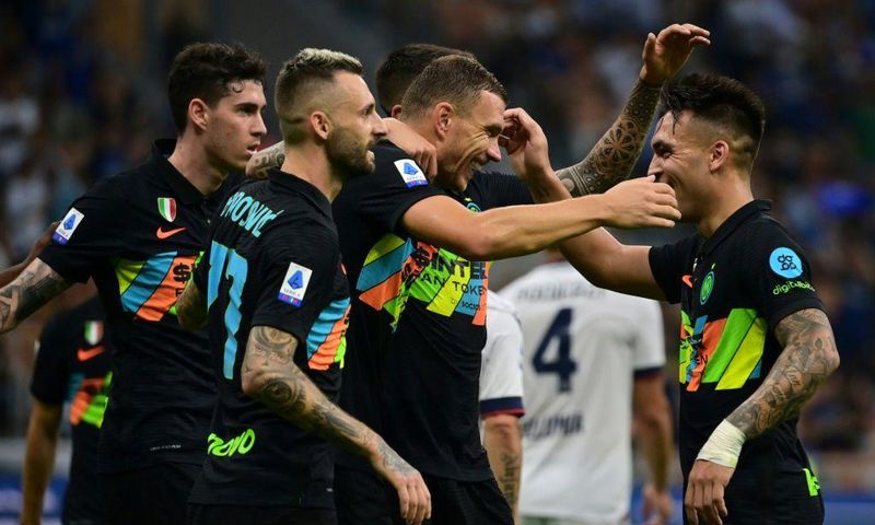 Inter Milan ran riot against Bologna to move top of Serie A