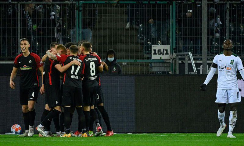 Freiburg inflicted a humiliating defeat on Borussia Moenchengladbach in the Bundesliga on Sunday