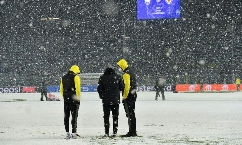 Heavy snowfall led to the postponement of Atalanta v Villarreal