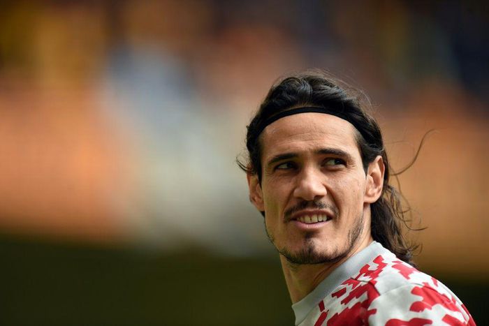 Manchester United's Edinson Cavani will not be available for Uruguay's World Cup qualifiers due to restrictions on travel to the UK