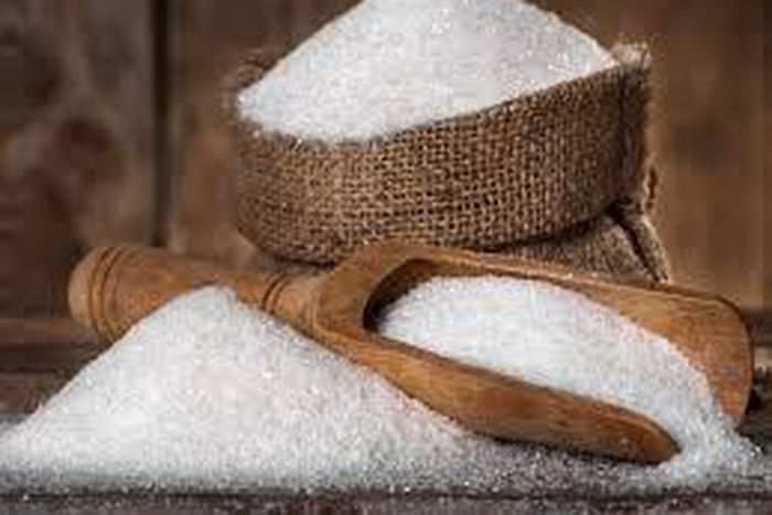 24 members of the same family die after eating food cooked with fertilizer mistaken to be salt