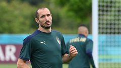 Giorgio Chiellini takes part in Italy's training session in London on Saturday