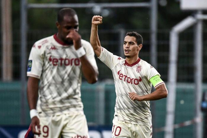 Wissam Ben Yedder (R) has scored four times in his past three games for Monaco