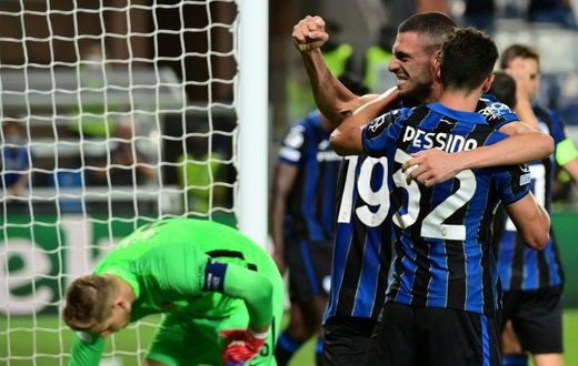 Matteo Pessina (R) scored his first Champions League goal as Atalanta beat Young Boys