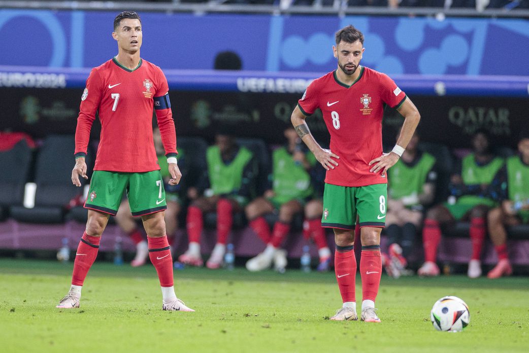 Bruno Fernandes and Cristiano Ronaldo