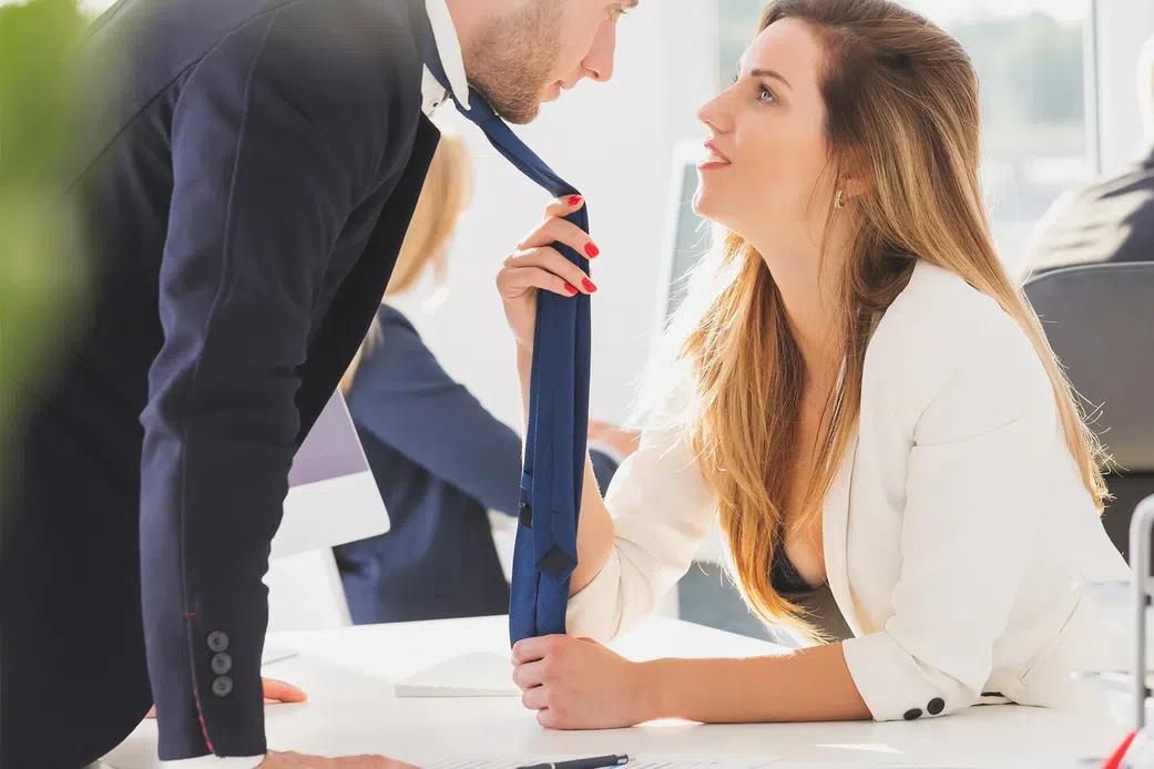 10 reasons you shouldn’t sleep with your co-worker