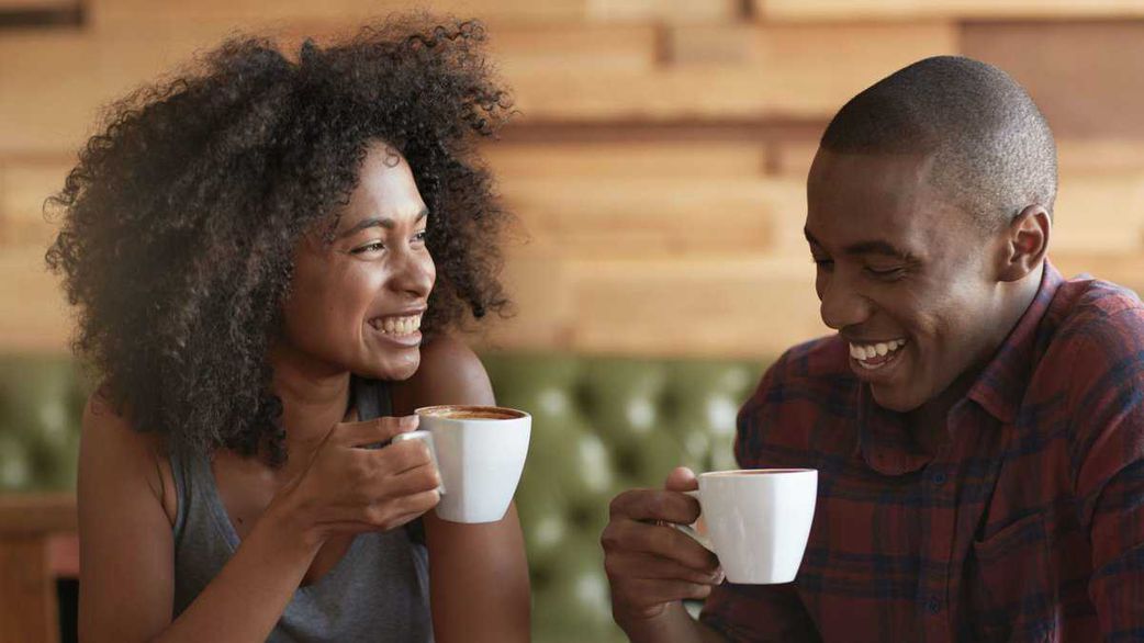 5 types of outfits you should not wear on a first date as a lady