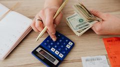 5 financial red flags you should never ignore in a relationship