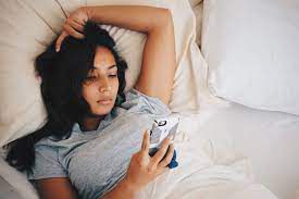 6 clear signs a man is desperate in the talking stage
