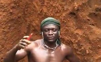 'Put Certificate Aside and Face the World' – University Graduate-Turned-Manhole Digger Advises
