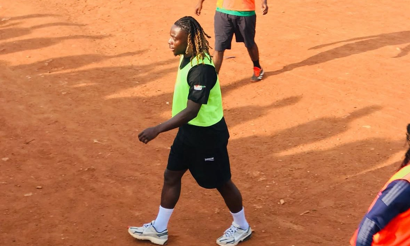 Jeremy Doku wows locals with fancy tricks on dusty Madina pitch in Ghana (Video)