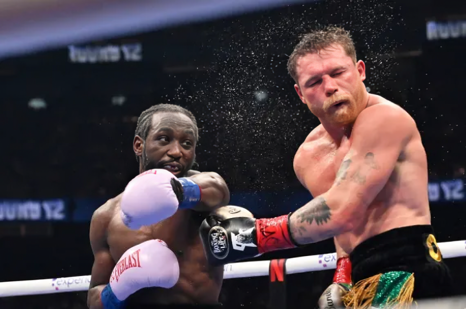 Terence Crawford fights Saul Canelo Alvarez