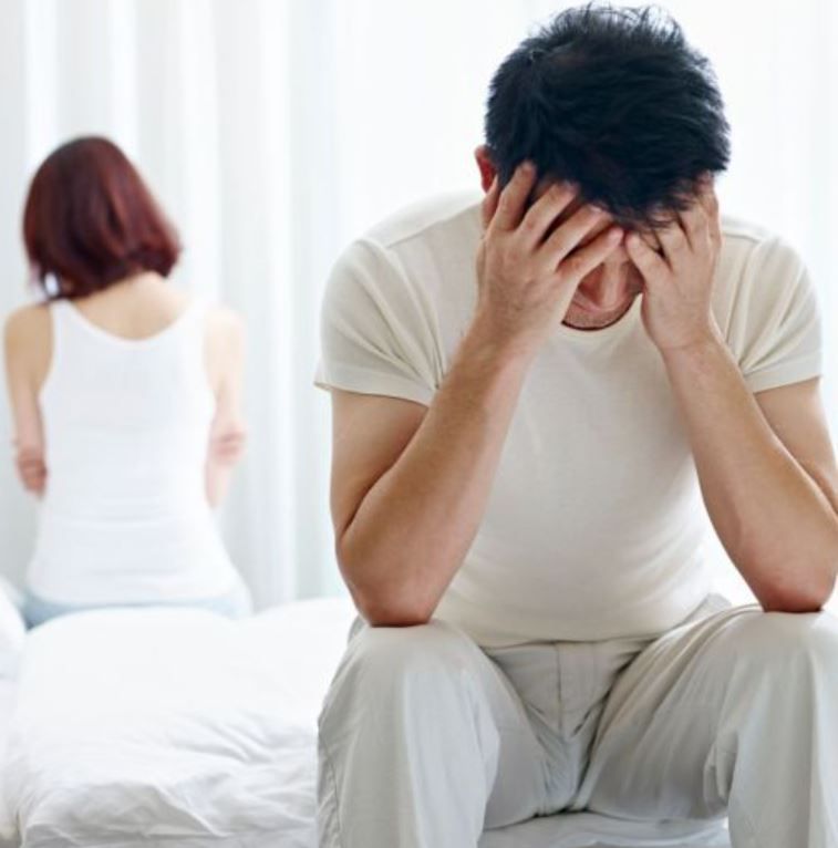 6 signs that your partner is secretly checking out of the relationship