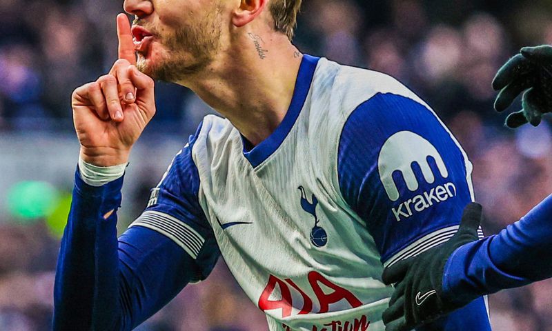 Struggling Spurs silence Red Devils with Maddison winner