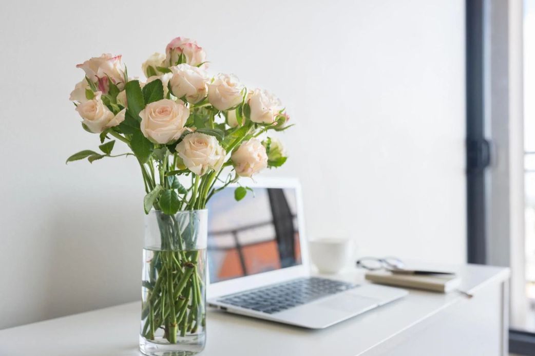 These 5 tips can help you keep your roses fresh for a week and more