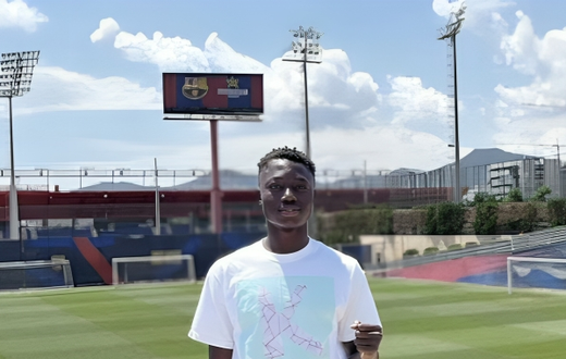 Barcelona signs Ghanaian teen star Hafiz Gariba on three-year deal