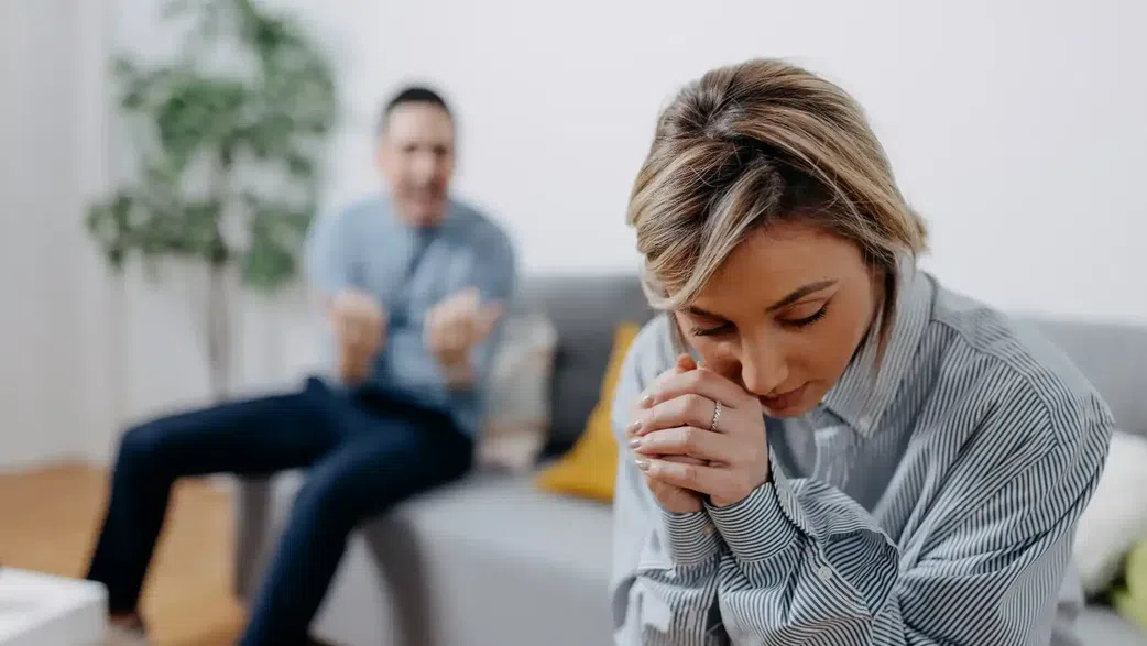 10 ways to identify a toxic person
