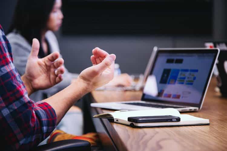 4 online businesses that are possible scams