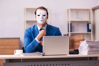 4 online businesses that are possible scams