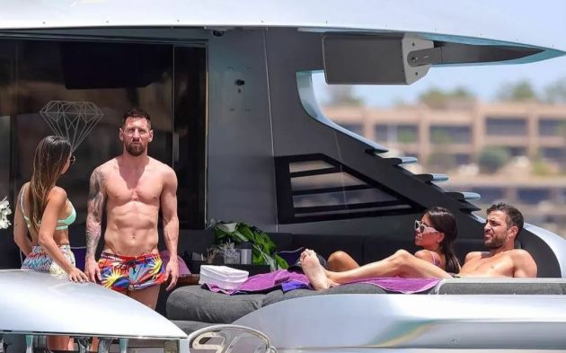 Lionel Messi and Cesc Fabregas in Ibiza