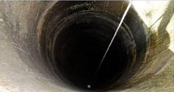 Central Region: Well digger dies after drowning in a 50-foot pit [video]