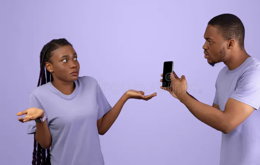 5 Things to consider before letting someone use your phone