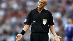 Ranking the best 10 referees in the world - see which female referee makes list