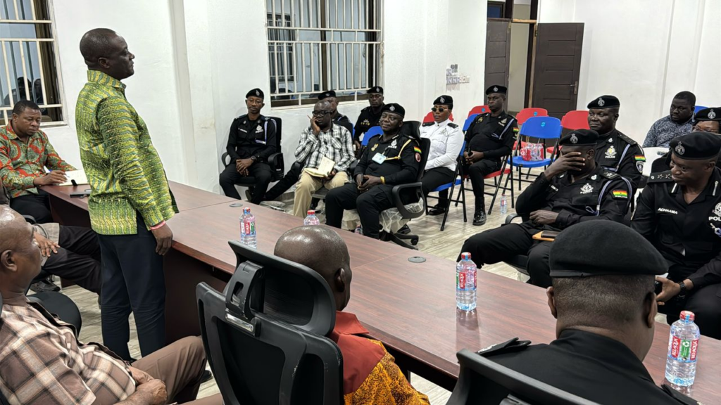 Minister slams police officers for allegedly accepting bribes from illegal miners