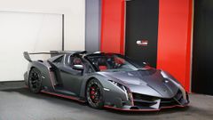 Lamborghini Veneno Roadster