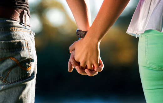 5 signs you’re too dependent in your relationship