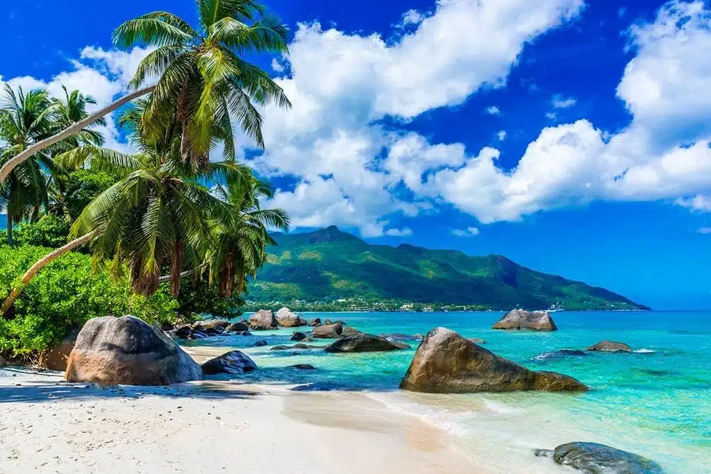 The beautiful island of Seychelles [vanillaisland]