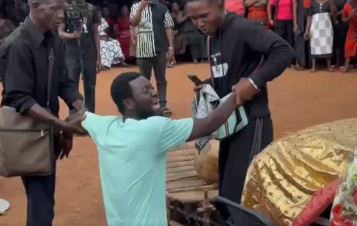 Man breaks down in grief as he mourns wife and two children drowned in Owabi River