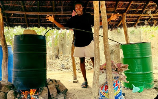 Akpeteshie distillation