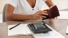7 Habits of Women Who Are Never Broke
