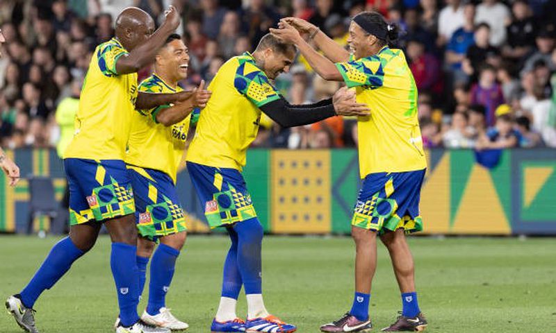 Kevin Prince-Boateng scores wonder goal for Ronaldinho 11, fans call for his return to football