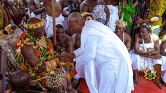 President Mahama mocks Rev. Kusi Boateng in Opambuor’s church; here’s why