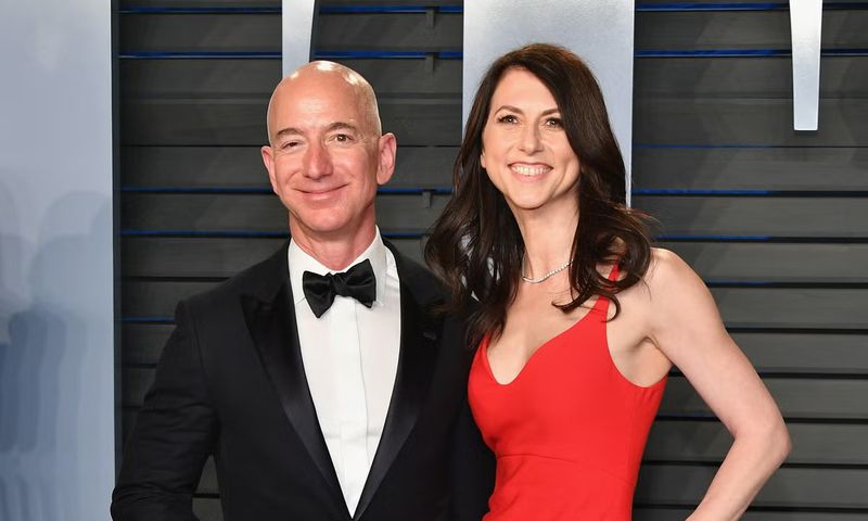 Jeff and MacKenzie Bezos