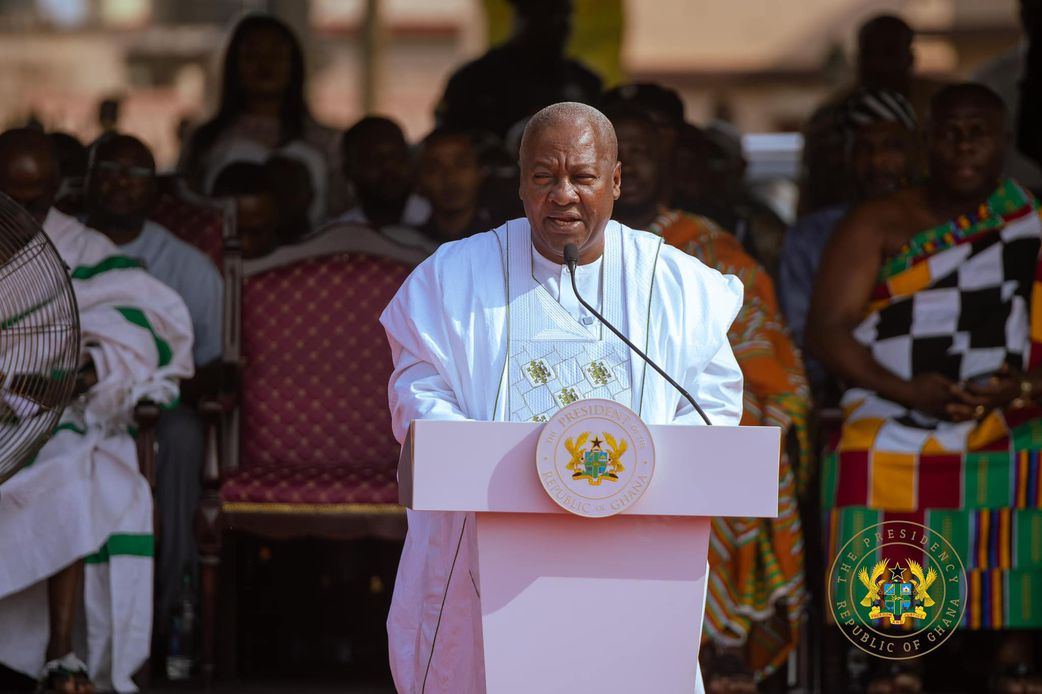 Mahama meets Capt. Ibrahim Traoré, pledges to rebuild ECOWAS-Sahel Alliance ties