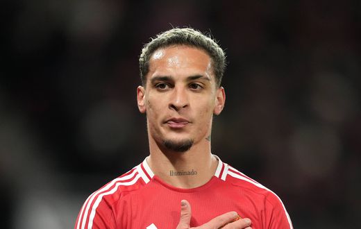 ‘Worst EPL signing in history’ - Man United fans react to club shipping $100m flop Antony to Real Betis