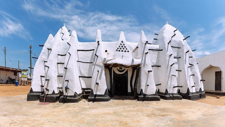 7 cultural etiquette tips every traveller should know before visiting Ghana