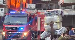 Hundreds of shops destroyed as fire guts buildings at Adum (video)