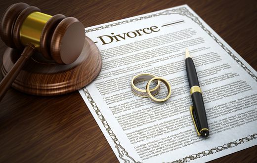 75-year-old man divorces wife after falling with an AI-generated woman online