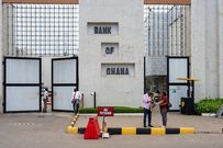 Bank of Ghana lifts suspension of foreign exchange licence of UBA