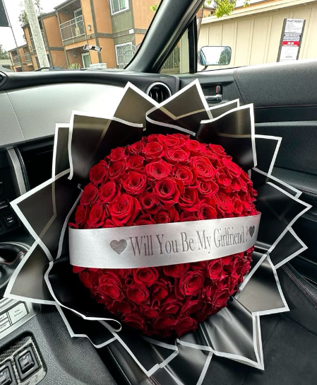 6 thoughtful ways to ask her to be your girlfriend