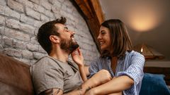 6 thoughtful ways to ask her to be your girlfriend