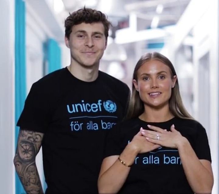 Lindelof and wife